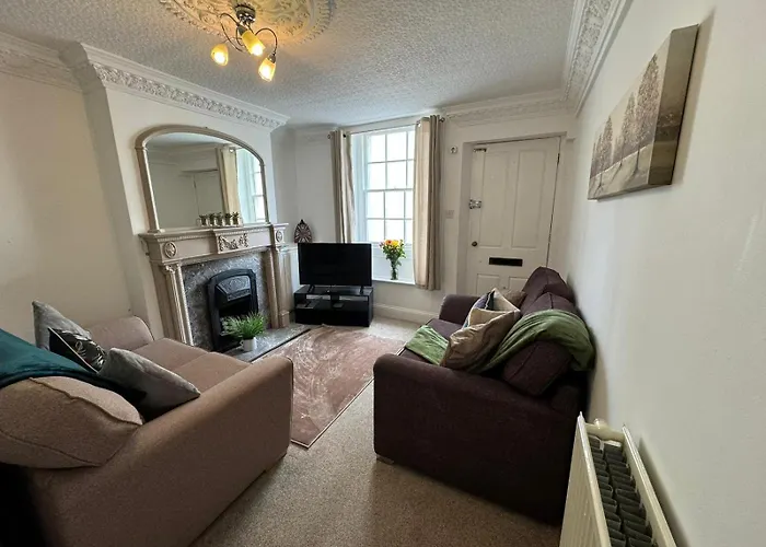 Scotch Terrace - 3 Bed House