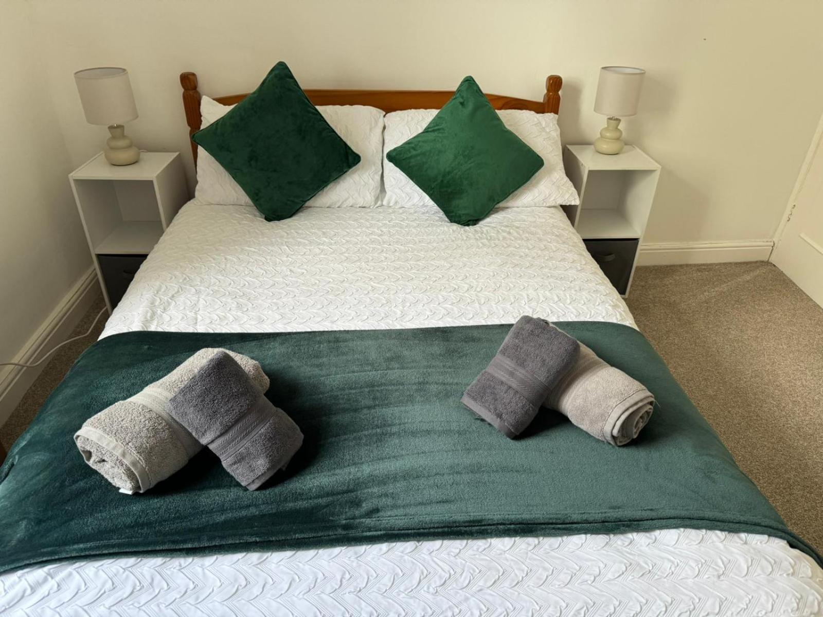 Scotch Terrace - 3 Bed House *